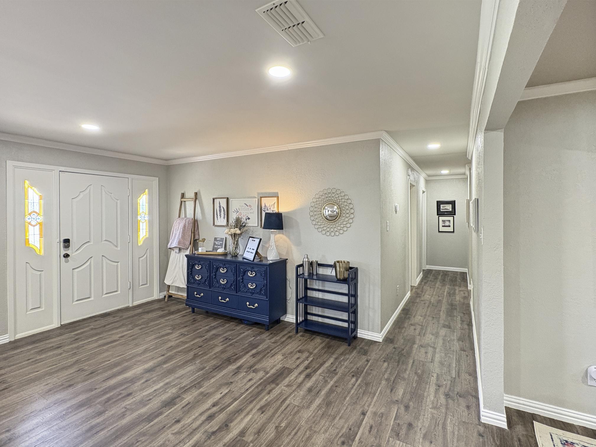 Open entryway